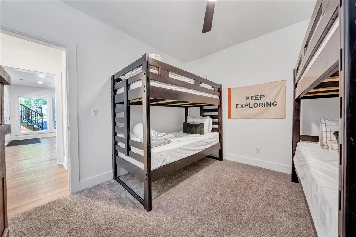 212 Driftwood CT - Photo 34