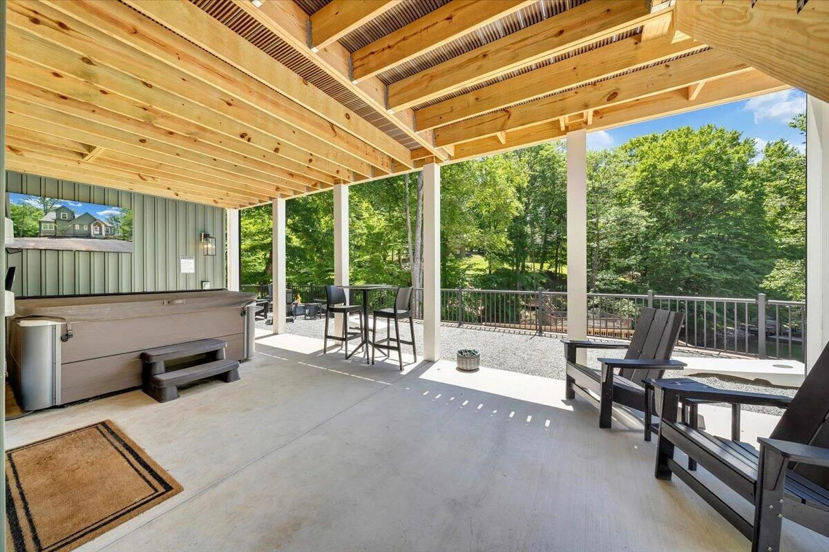 212 Driftwood CT - Photo 42