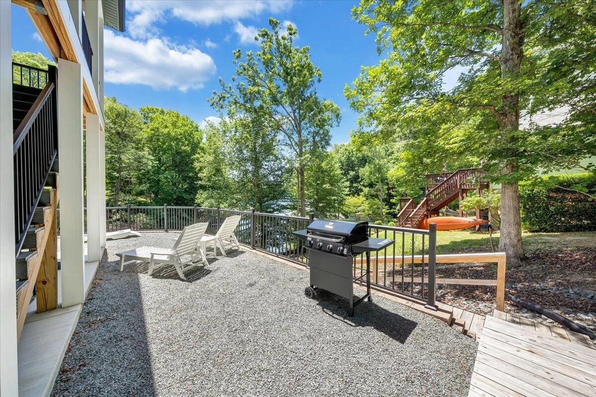 212 Driftwood CT - Photo 47