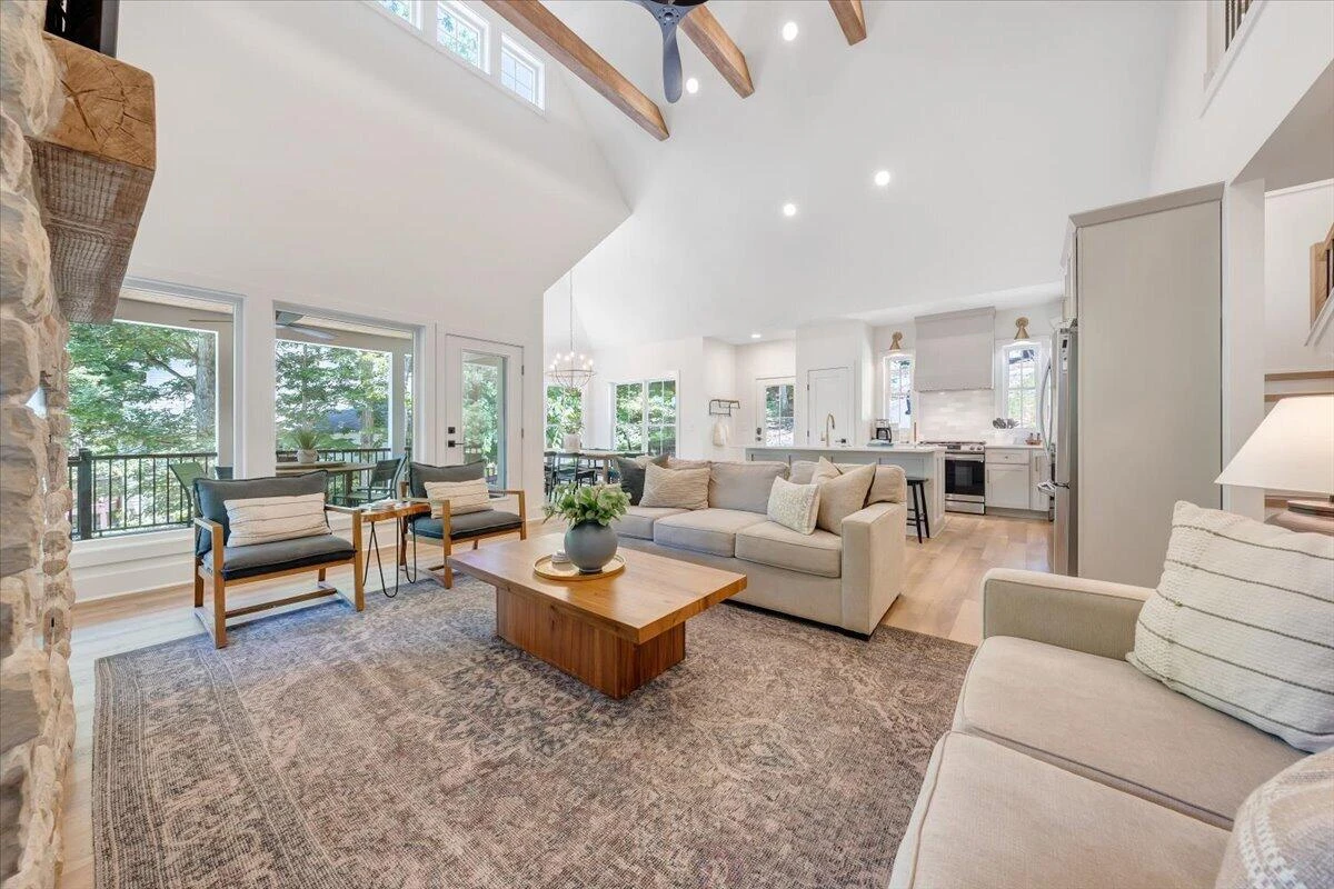 212 Driftwood CT - Photo 5