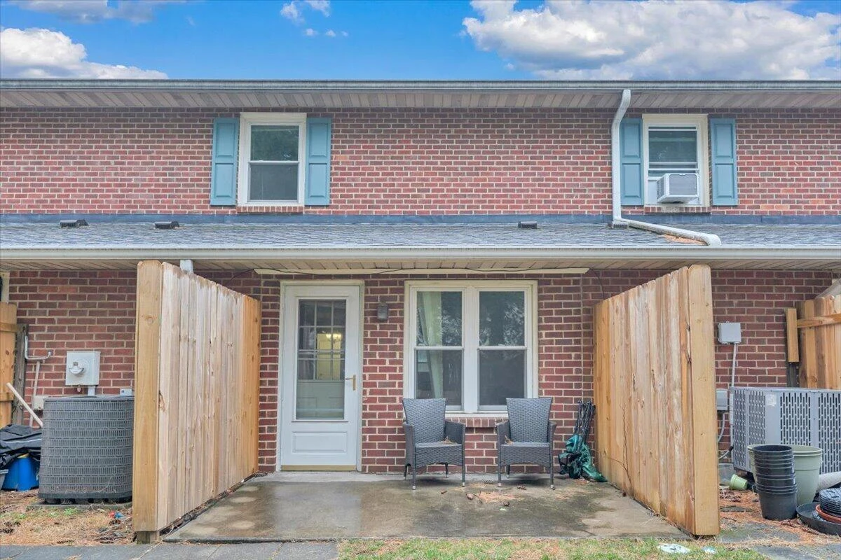 435 W Burwell ST - Photo 29