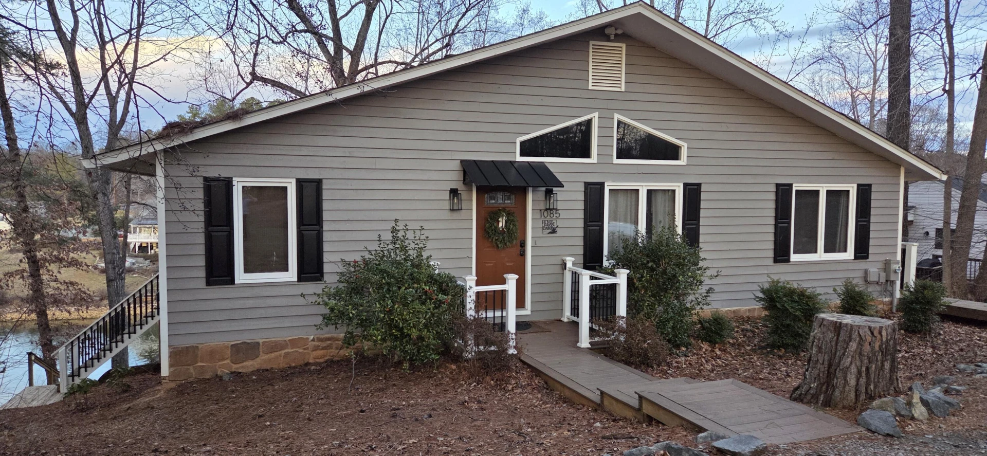 1085 Azalea DR - Photo 2