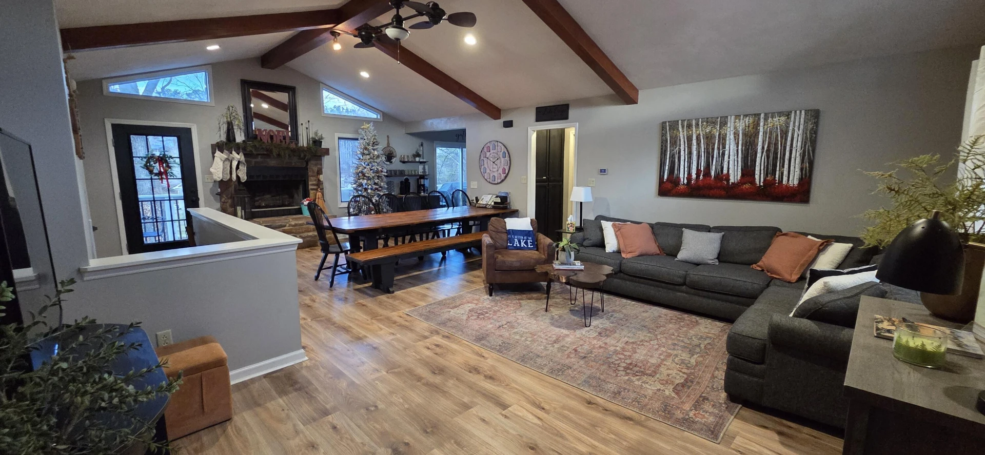 1085 Azalea DR - Photo 5