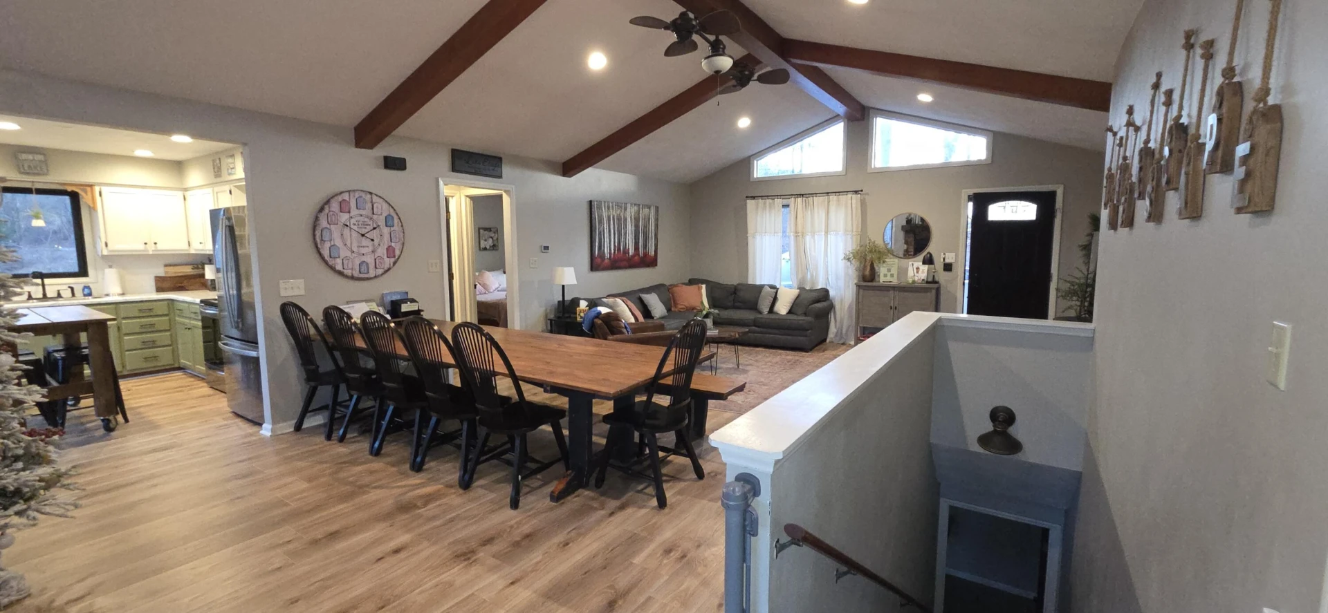 1085 Azalea DR - Photo 6