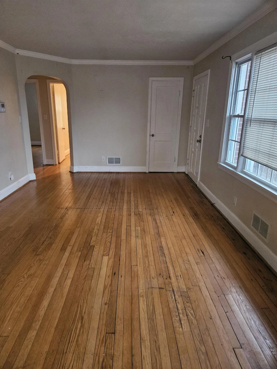2718 Meadowview DR NW - Photo 5
