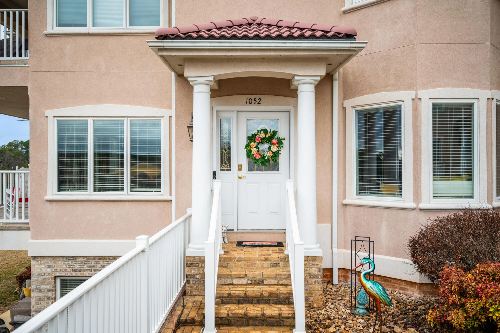 1052 La Casa CT - Photo 4