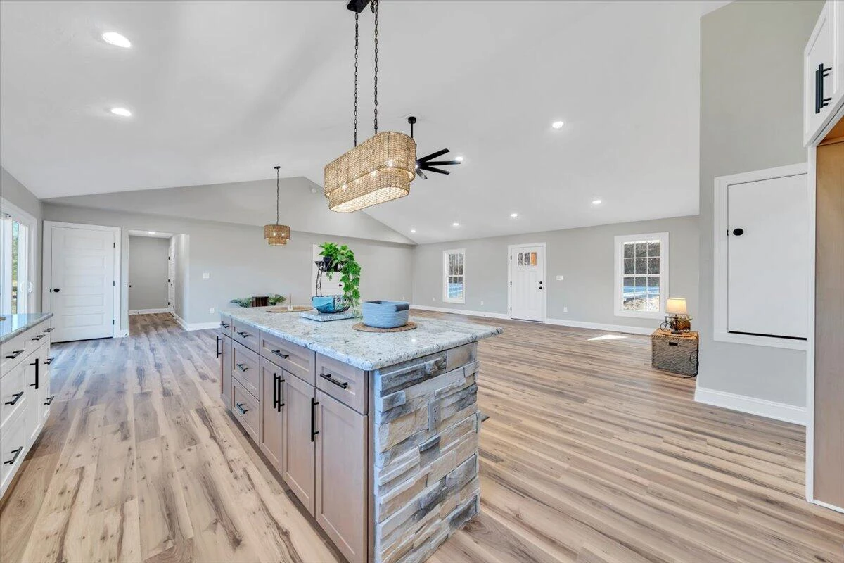 107 Ridge DR - Photo 10