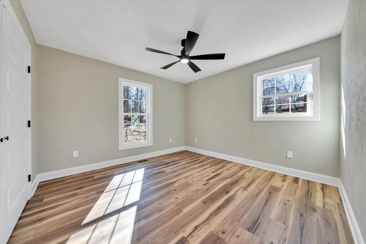 107 Ridge DR - Photo 17