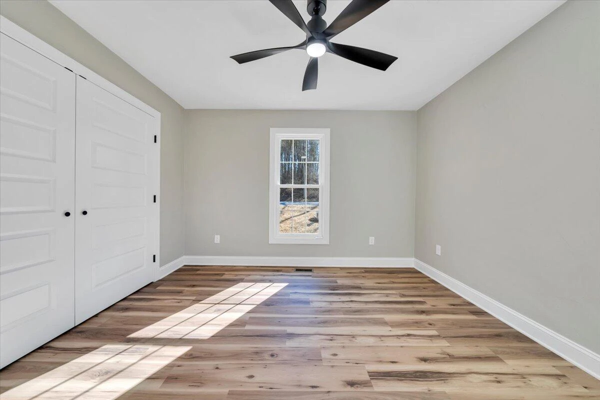 107 Ridge DR - Photo 18
