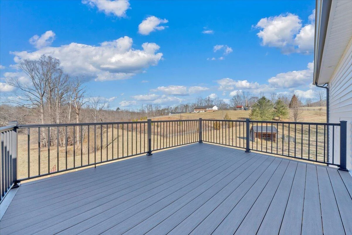 107 Ridge DR - Photo 24