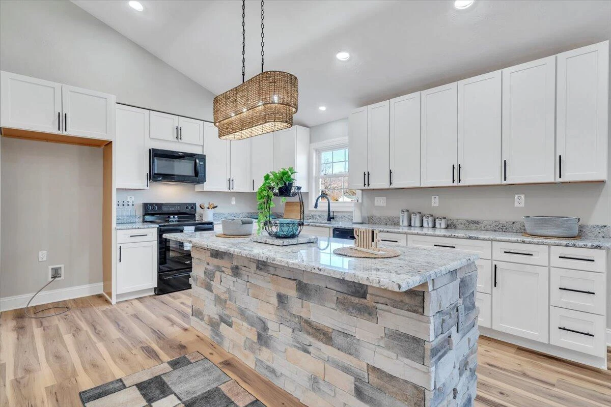 107 Ridge DR - Photo 9
