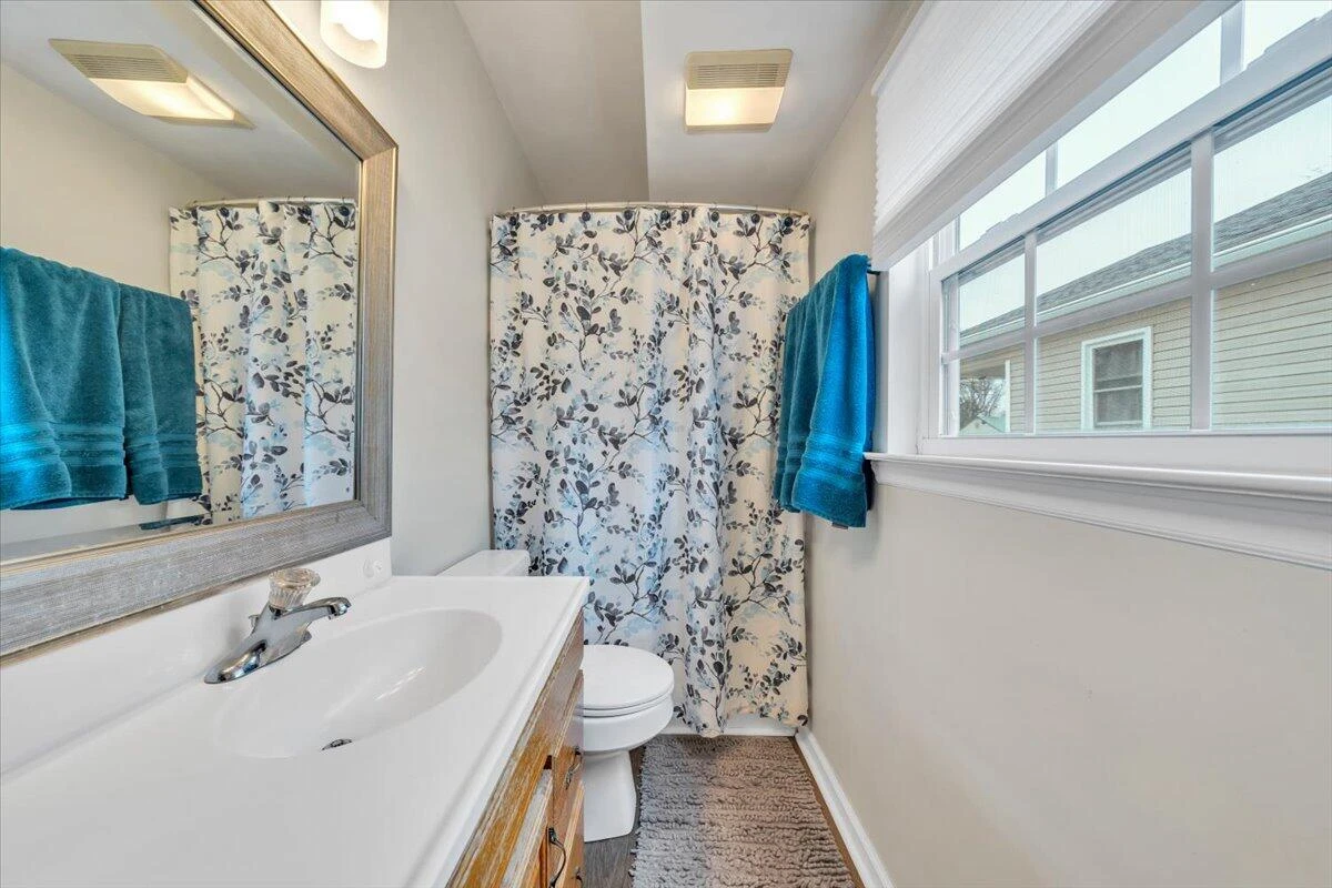 920 Mohawk AVE NE - Photo 12