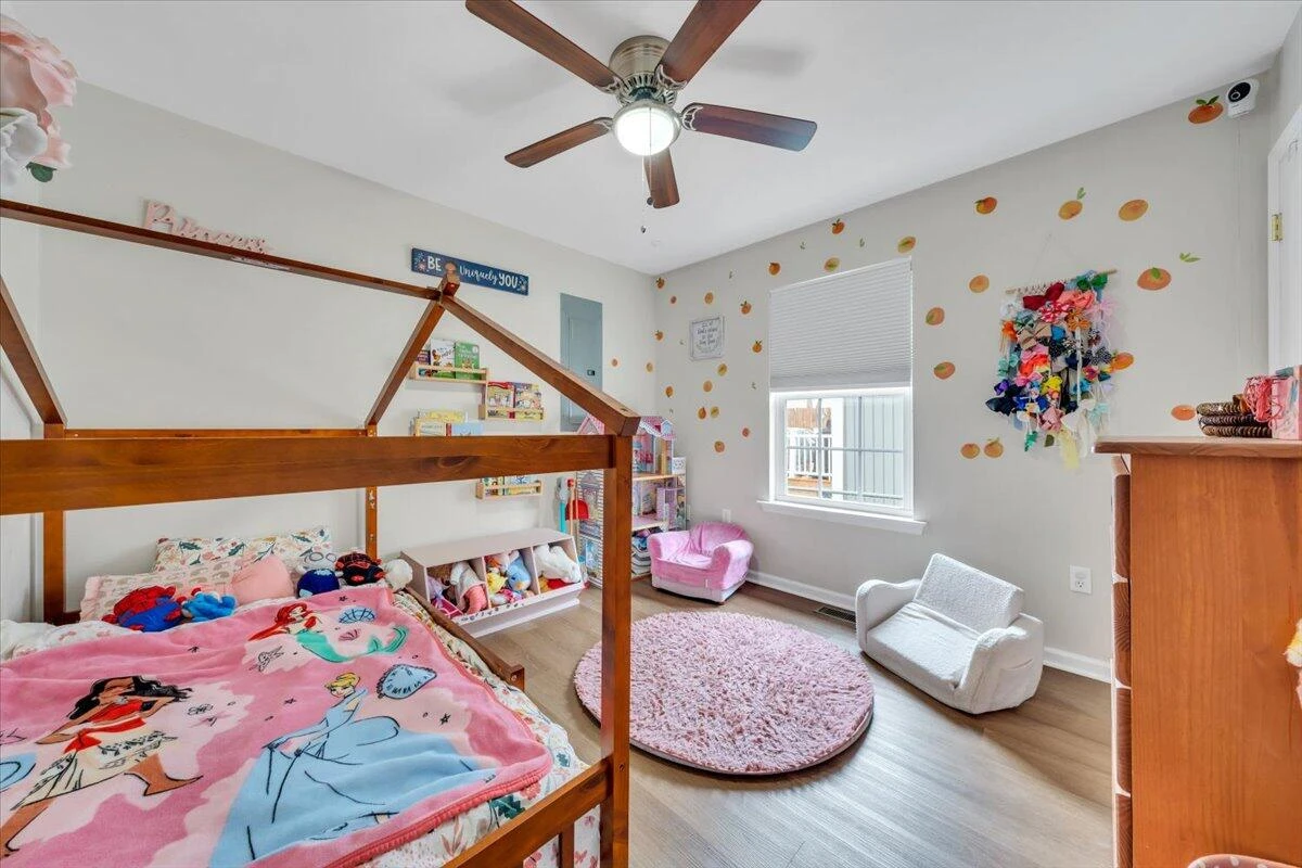 920 Mohawk AVE NE - Photo 13