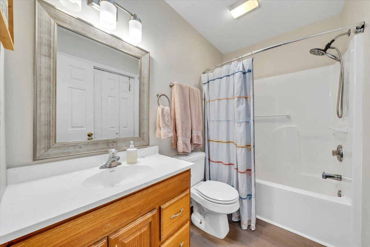 920 Mohawk AVE NE - Photo 16