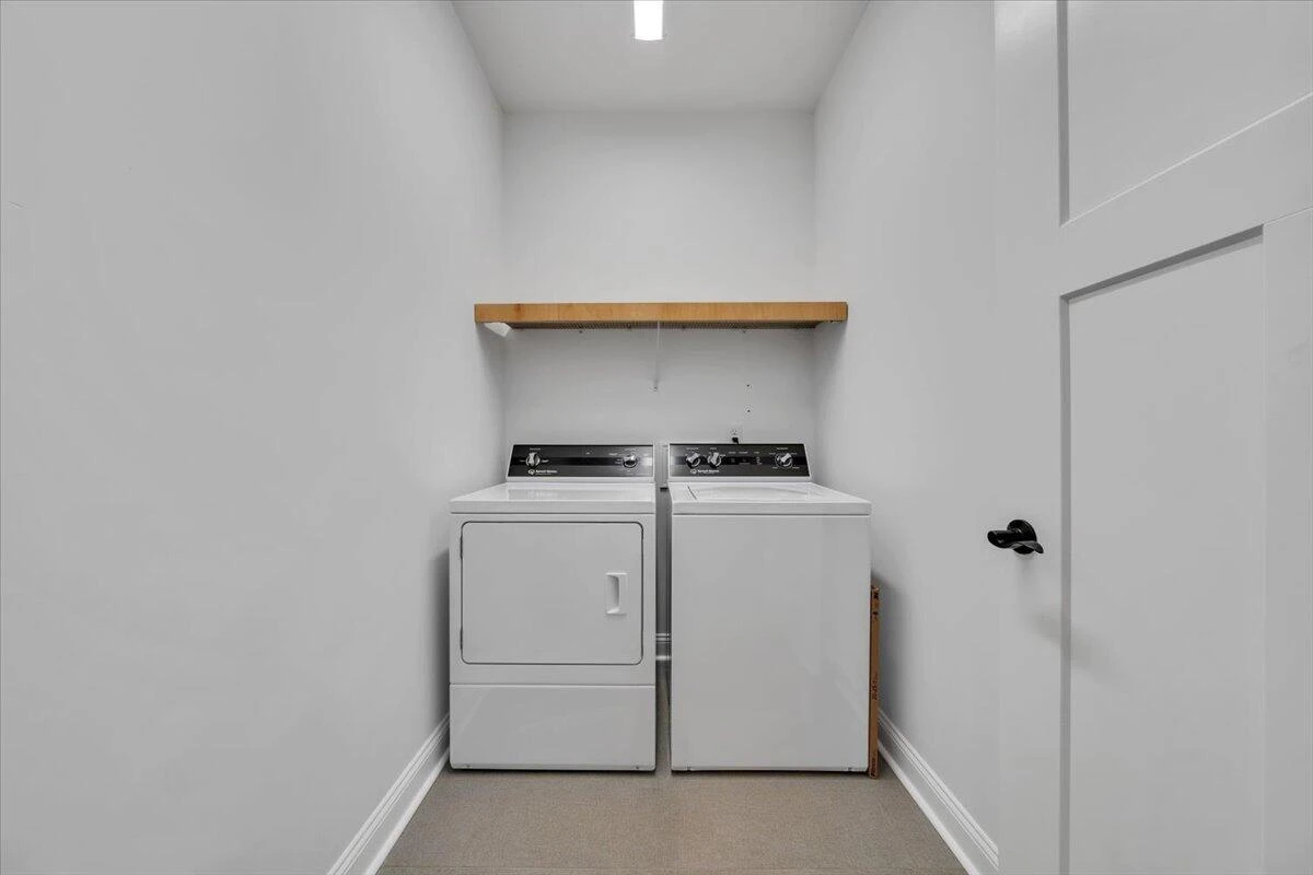 341 Bermuda DR - Photo 12