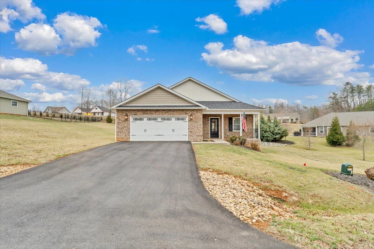 341 Bermuda DR - Photo 16