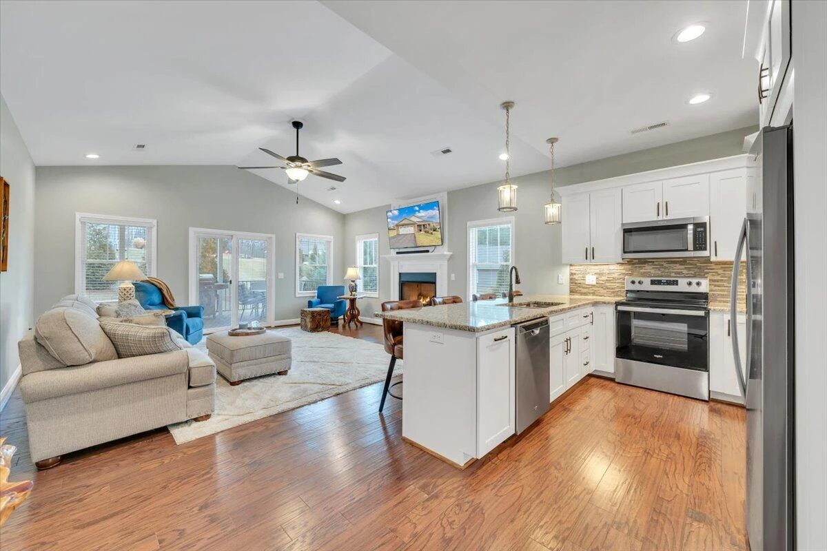 341 Bermuda DR - Photo 25