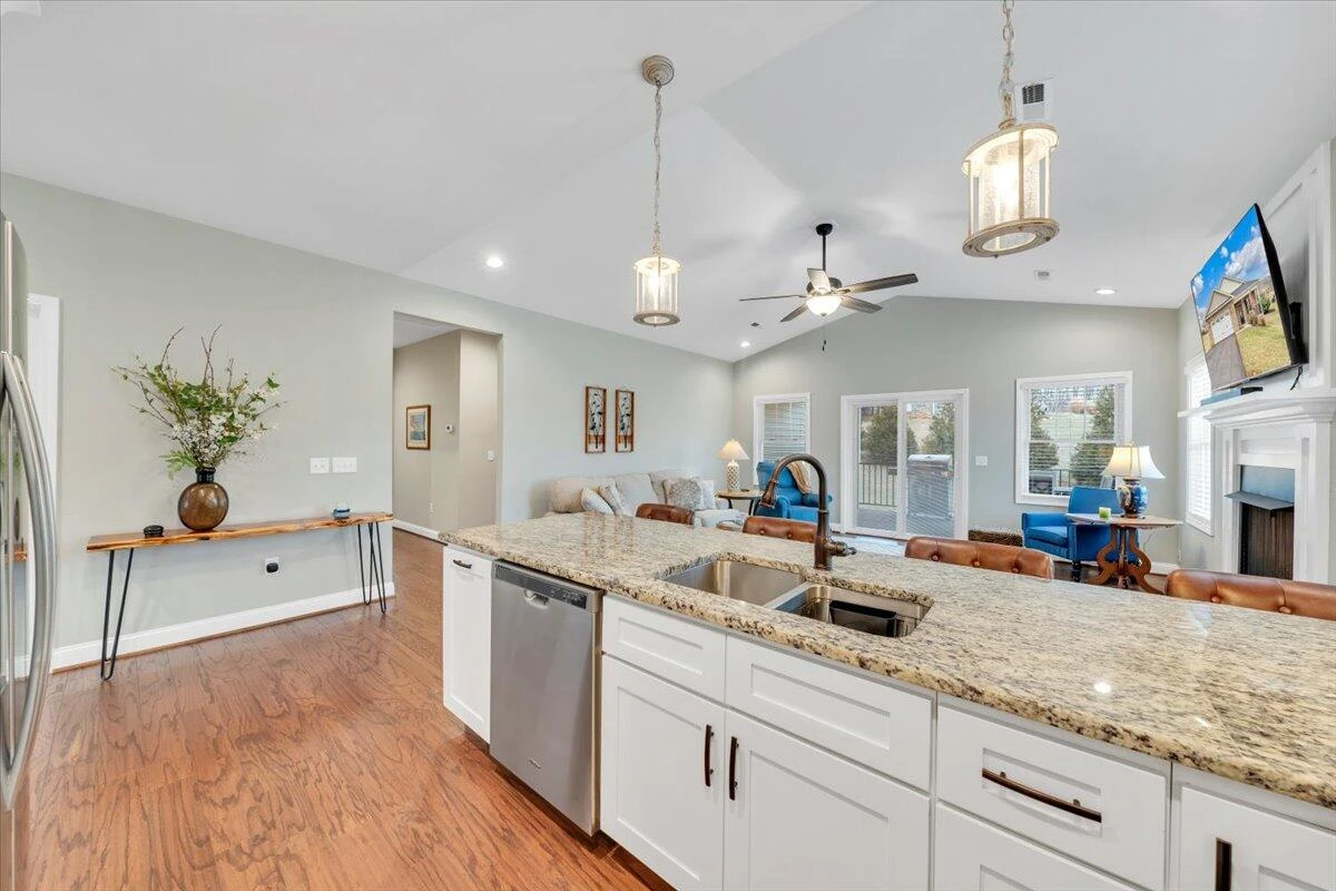 341 Bermuda DR - Photo 28