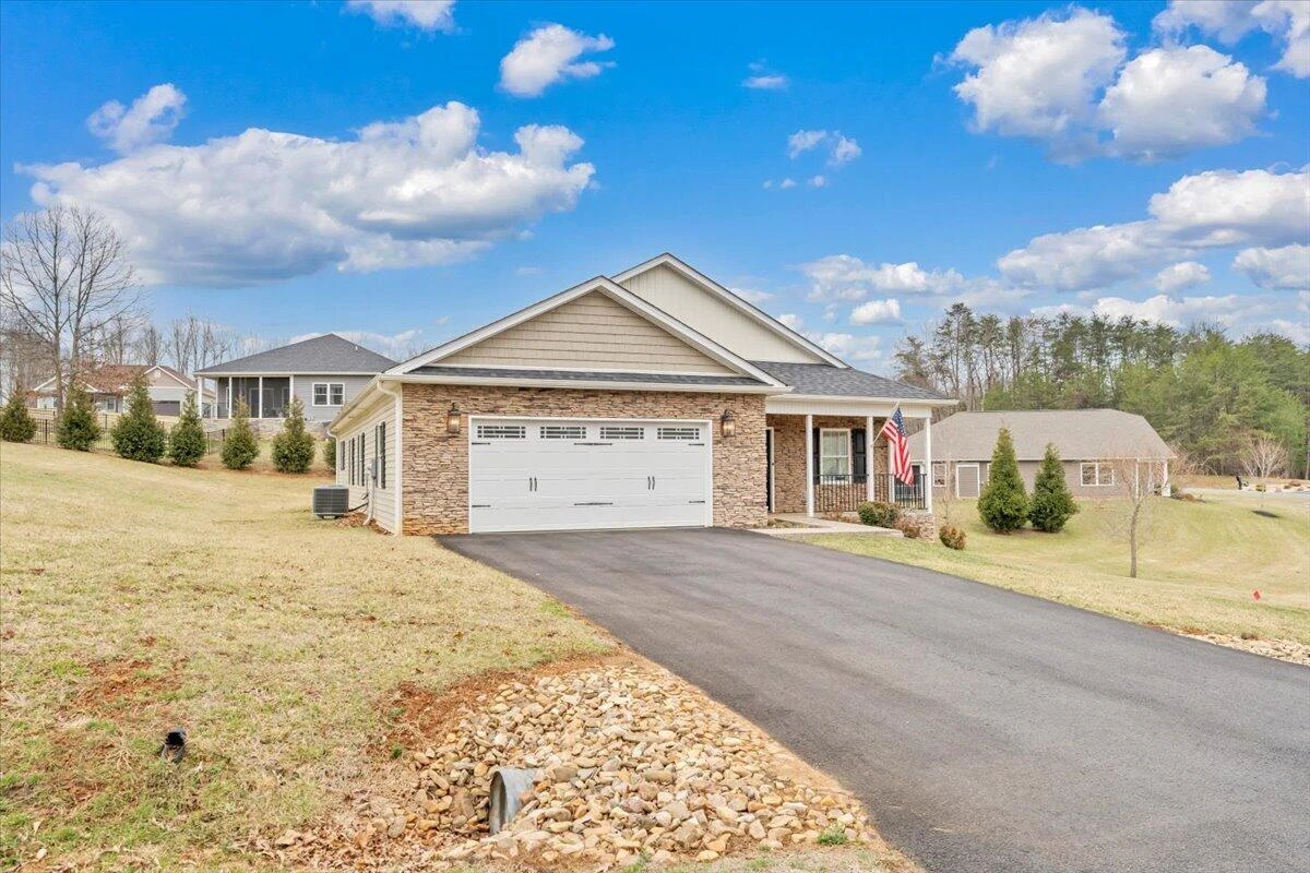 341 Bermuda DR - Photo 48