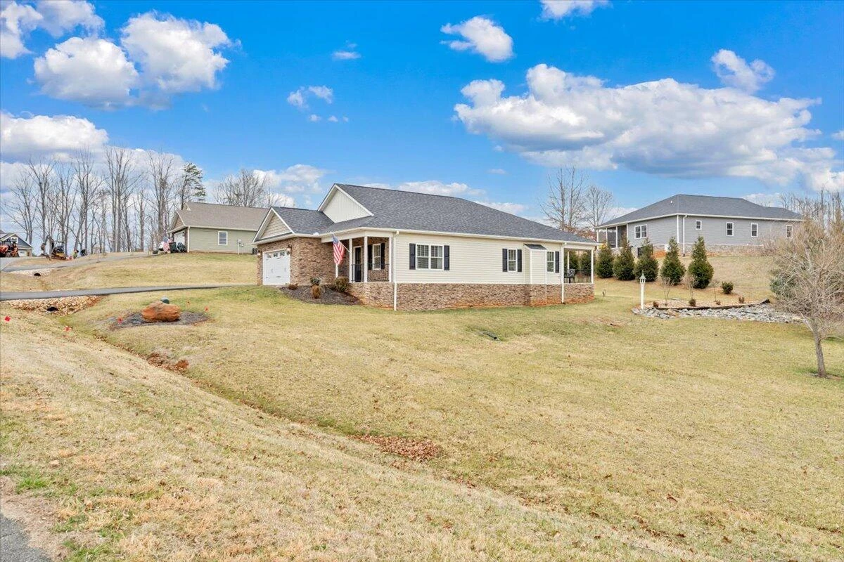 341 Bermuda DR - Photo 50