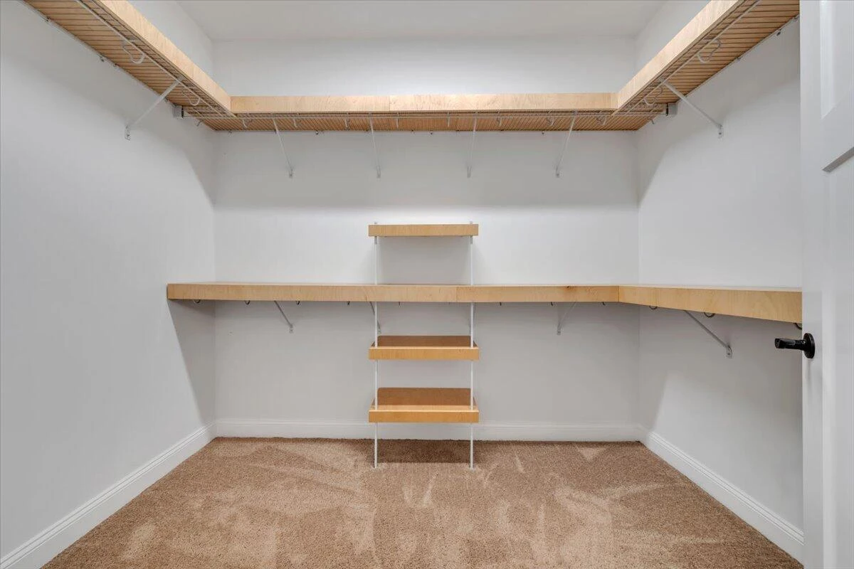341 Bermuda DR - Photo 7