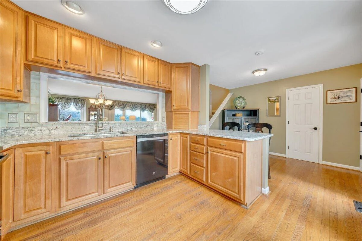 4910 Hunting Hills CIR - Photo 11
