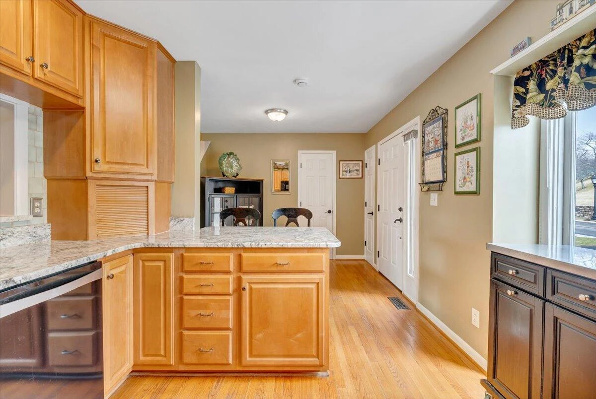 4910 Hunting Hills CIR - Photo 12