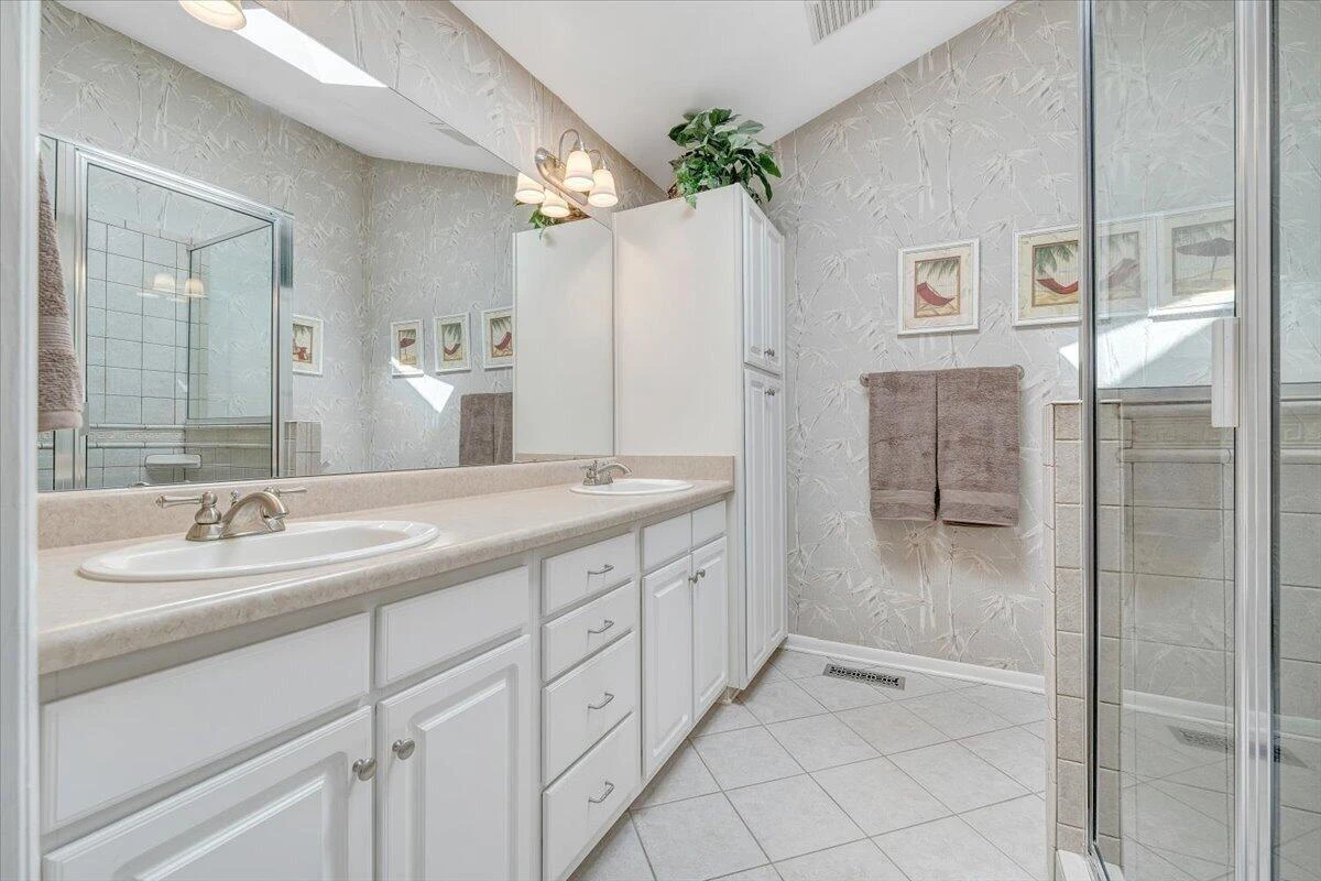 4910 Hunting Hills CIR - Photo 37