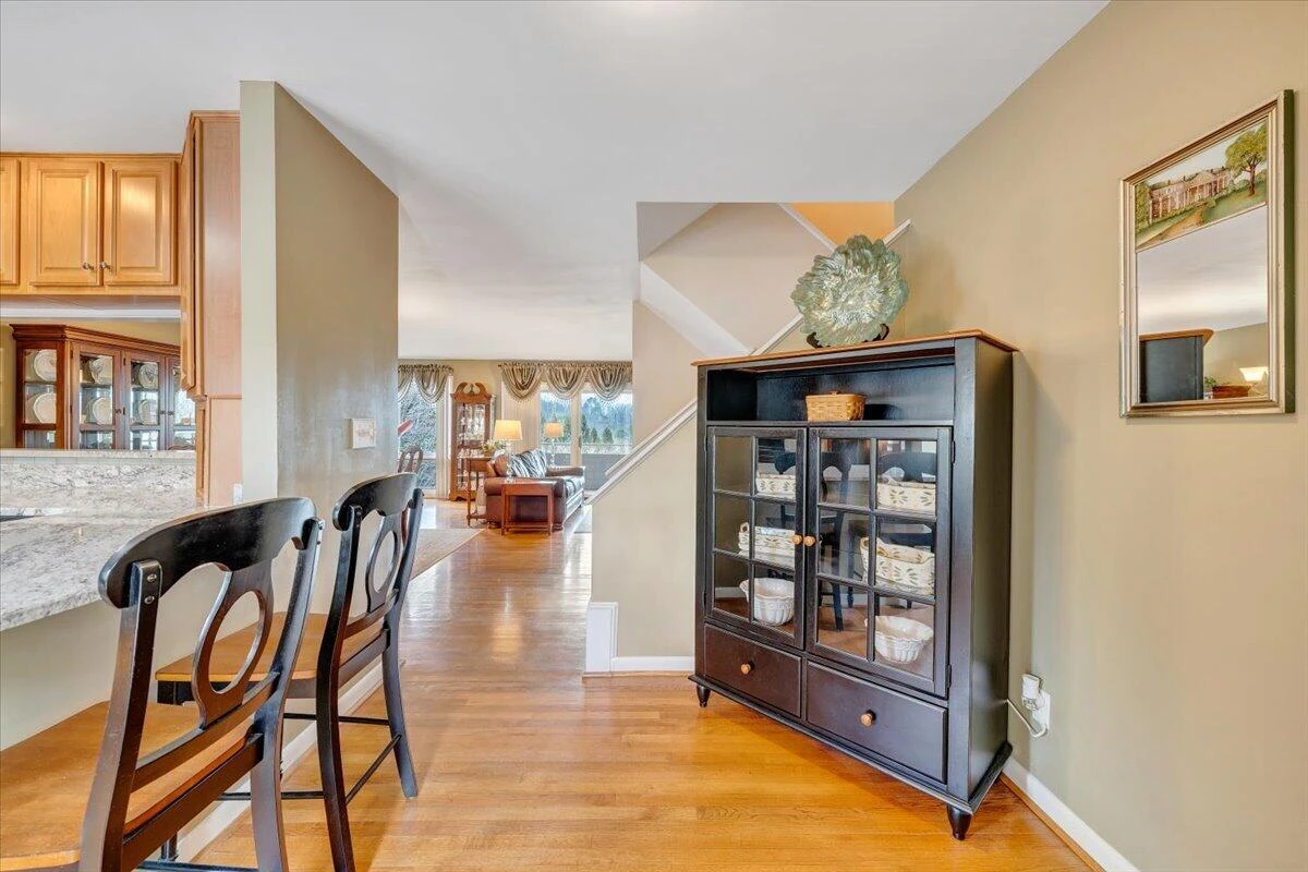 4910 Hunting Hills CIR - Photo 4
