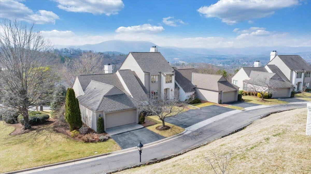 4910 Hunting Hills CIR - Photo 70
