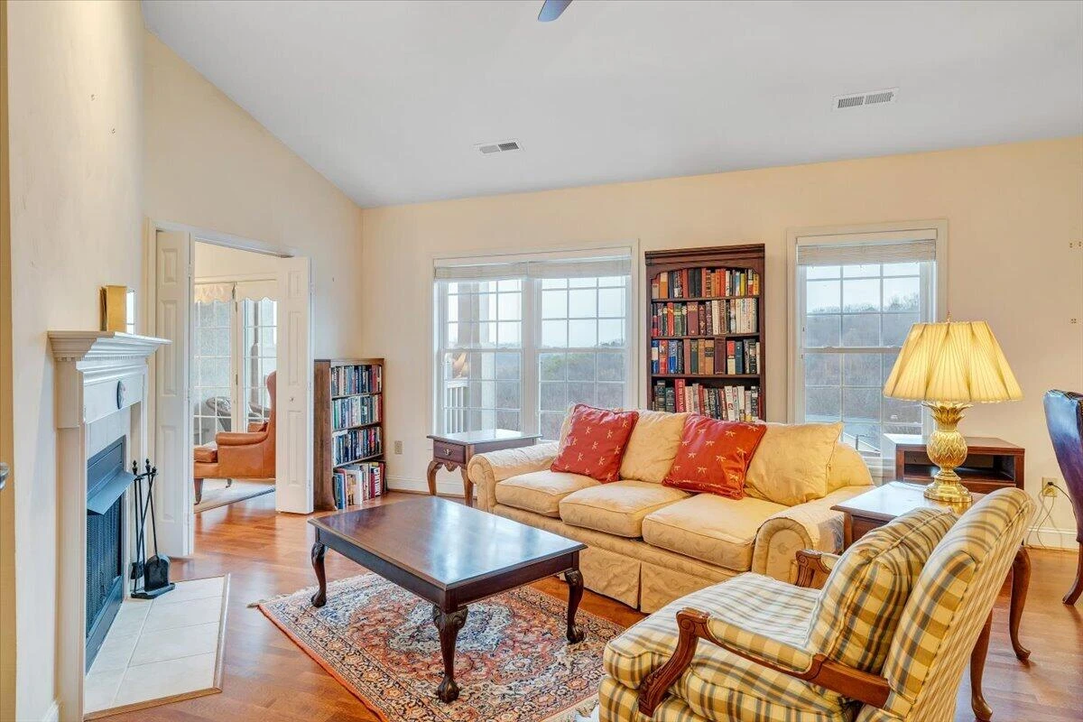4444 Pheasant Ridge RD SW #405 - Photo 12