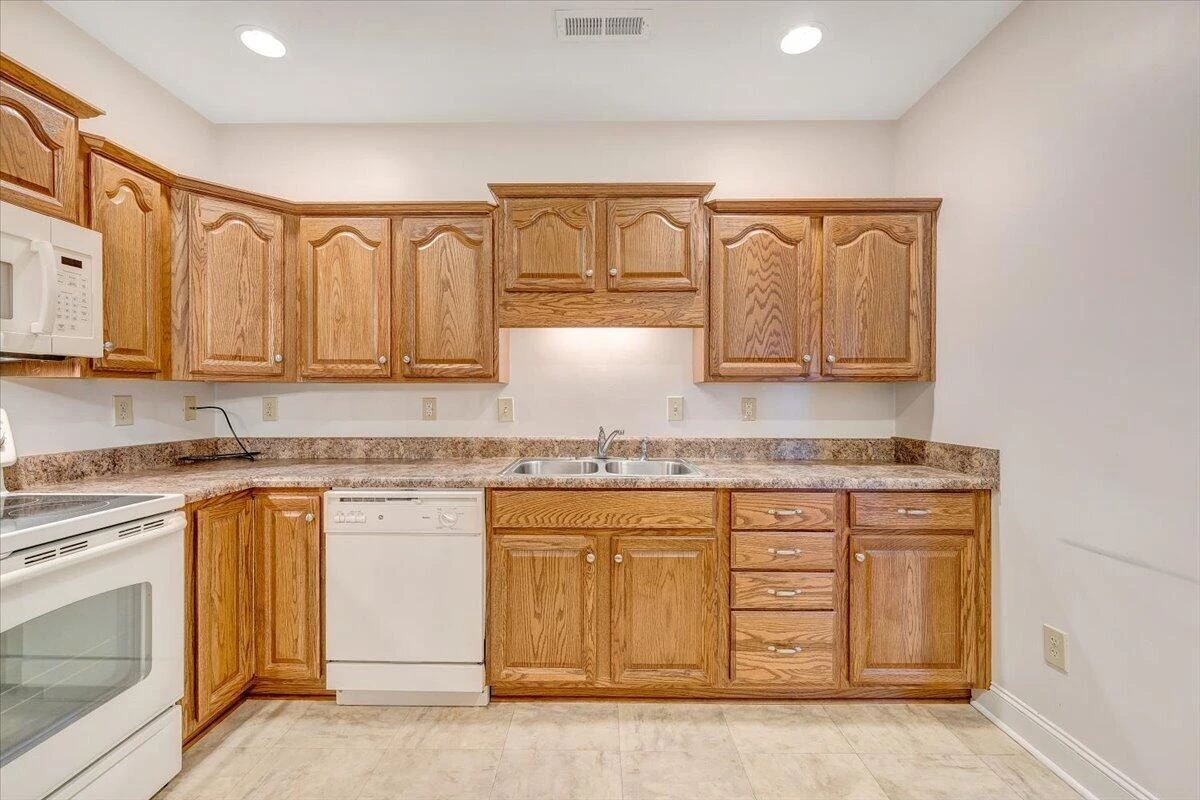 4444 Pheasant Ridge RD SW #405 - Photo 28