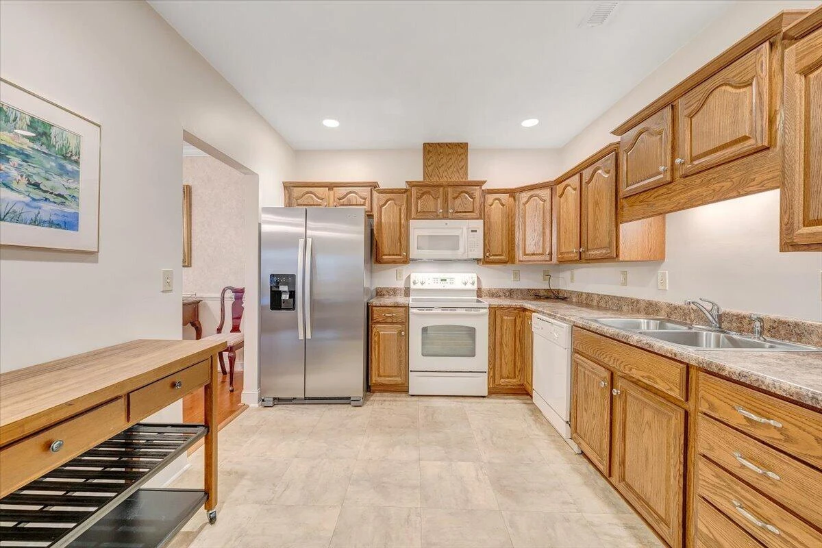 4444 Pheasant Ridge RD SW #405 - Photo 30