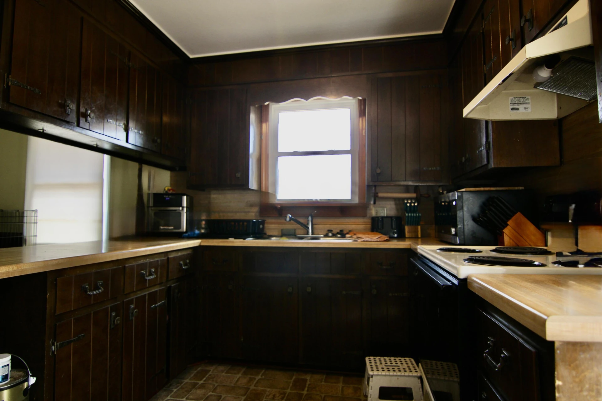 108 Maple Ridge CT - Photo 4
