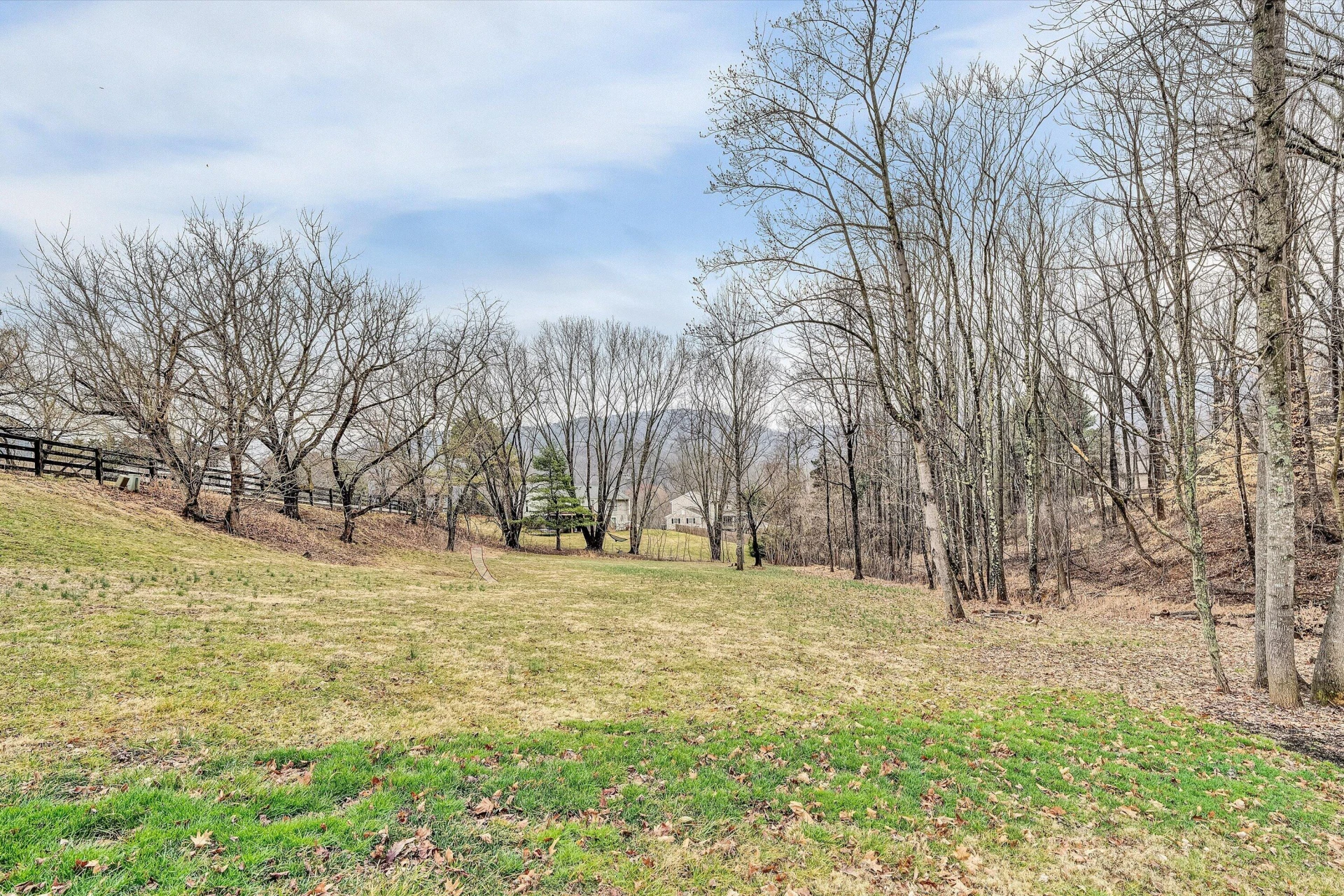 7908 Forest Creek DR - Photo 51
