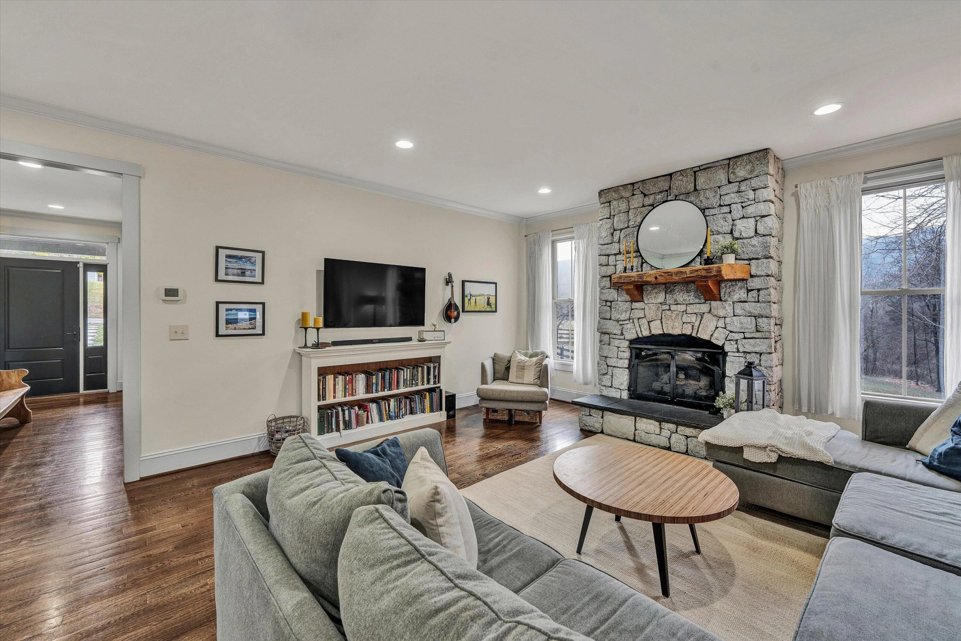 7908 Forest Creek DR - Photo 8