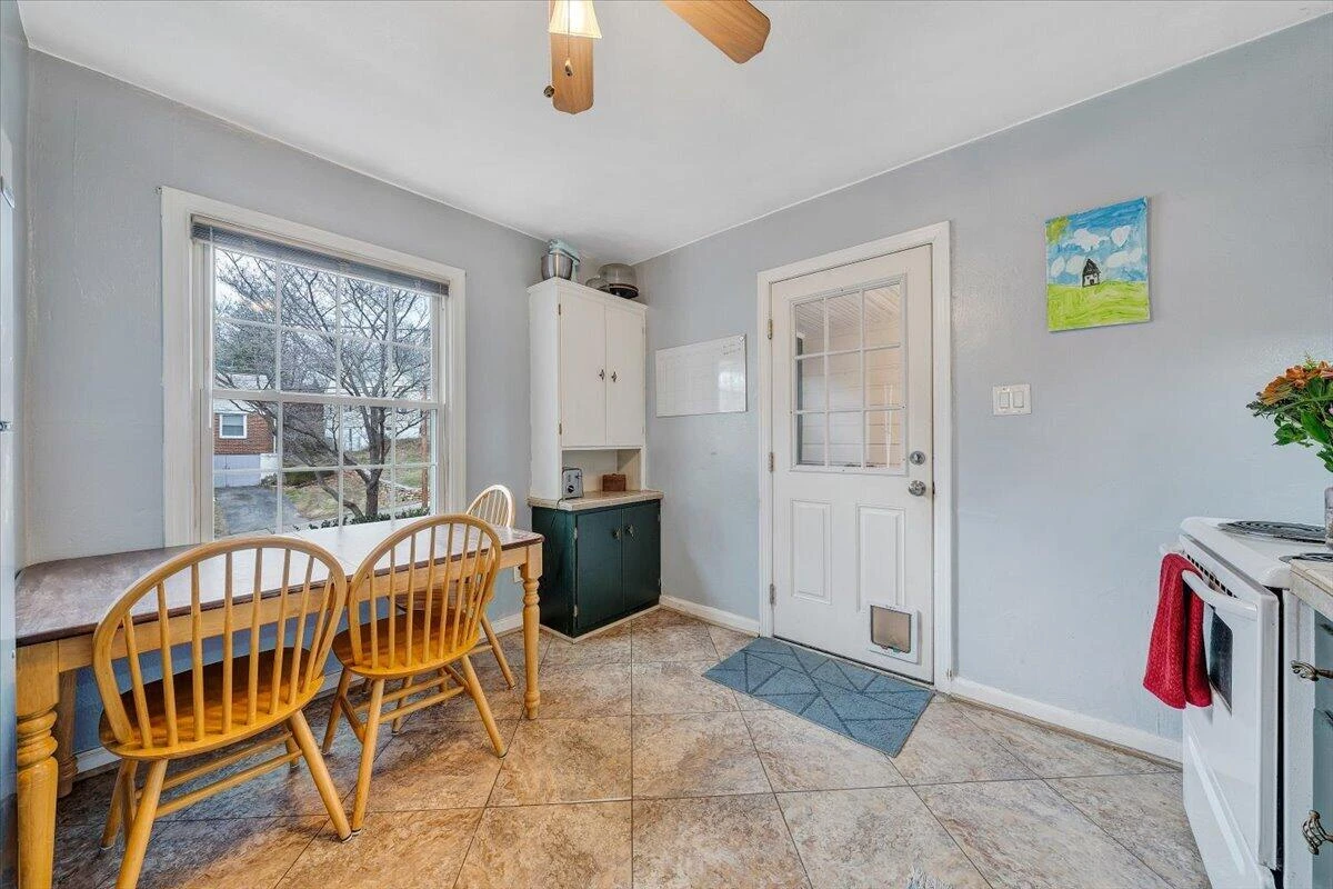 3014 Fleetwood AVE SW - Photo 28