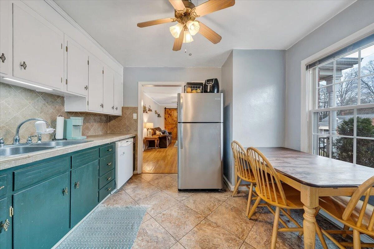 3014 Fleetwood AVE SW - Photo 31