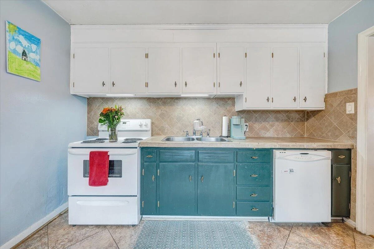3014 Fleetwood AVE SW - Photo 33