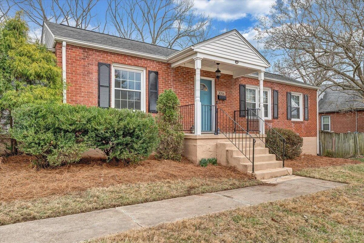 3014 Fleetwood AVE SW - Photo 5