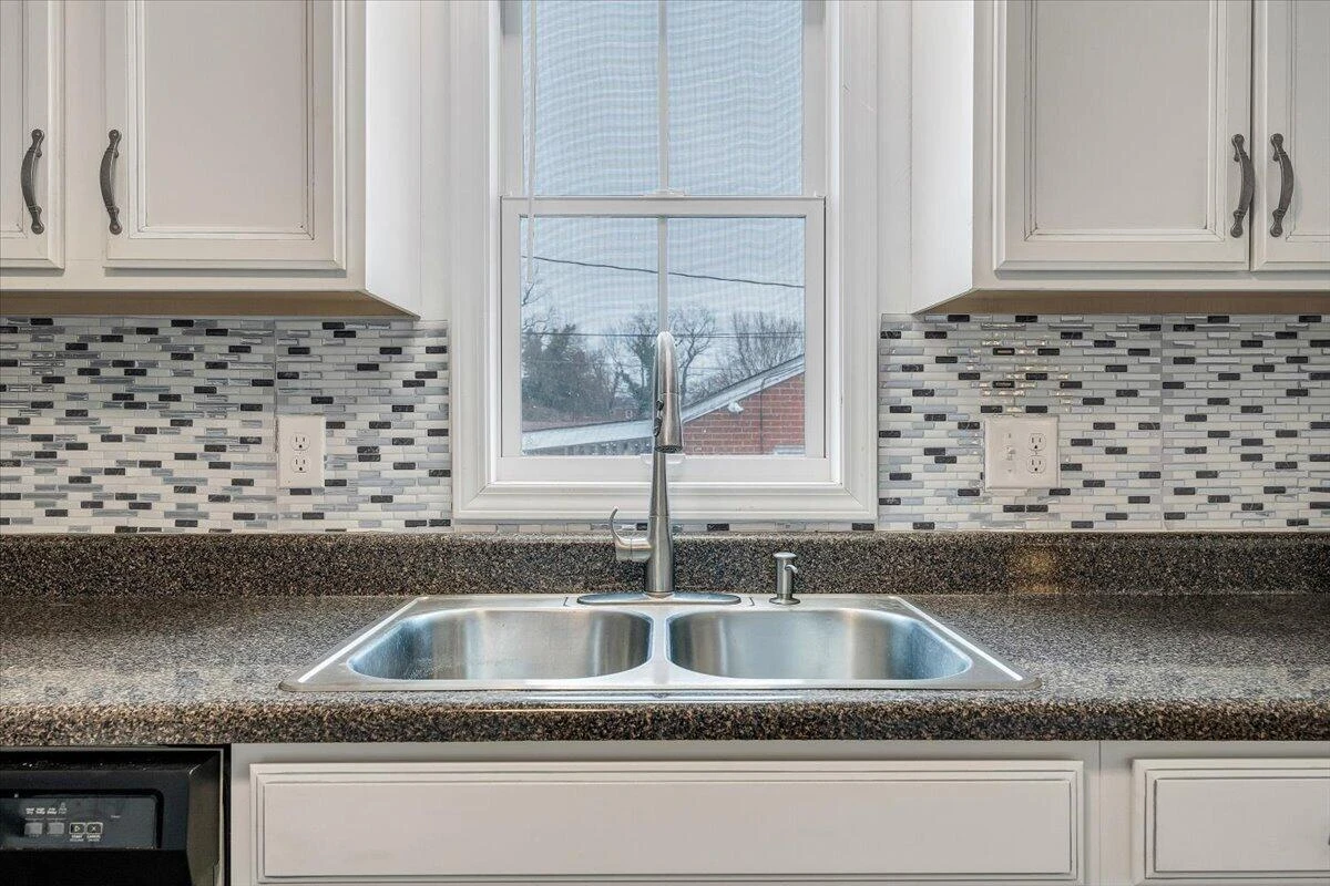 1305 22Nd ST NW - Photo 13