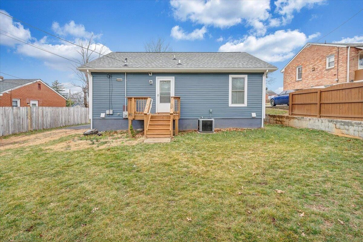 1305 22Nd ST NW - Photo 26