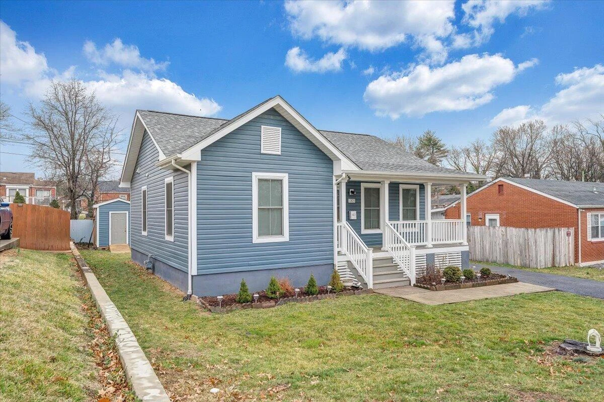 1305 22Nd ST NW - Photo 33