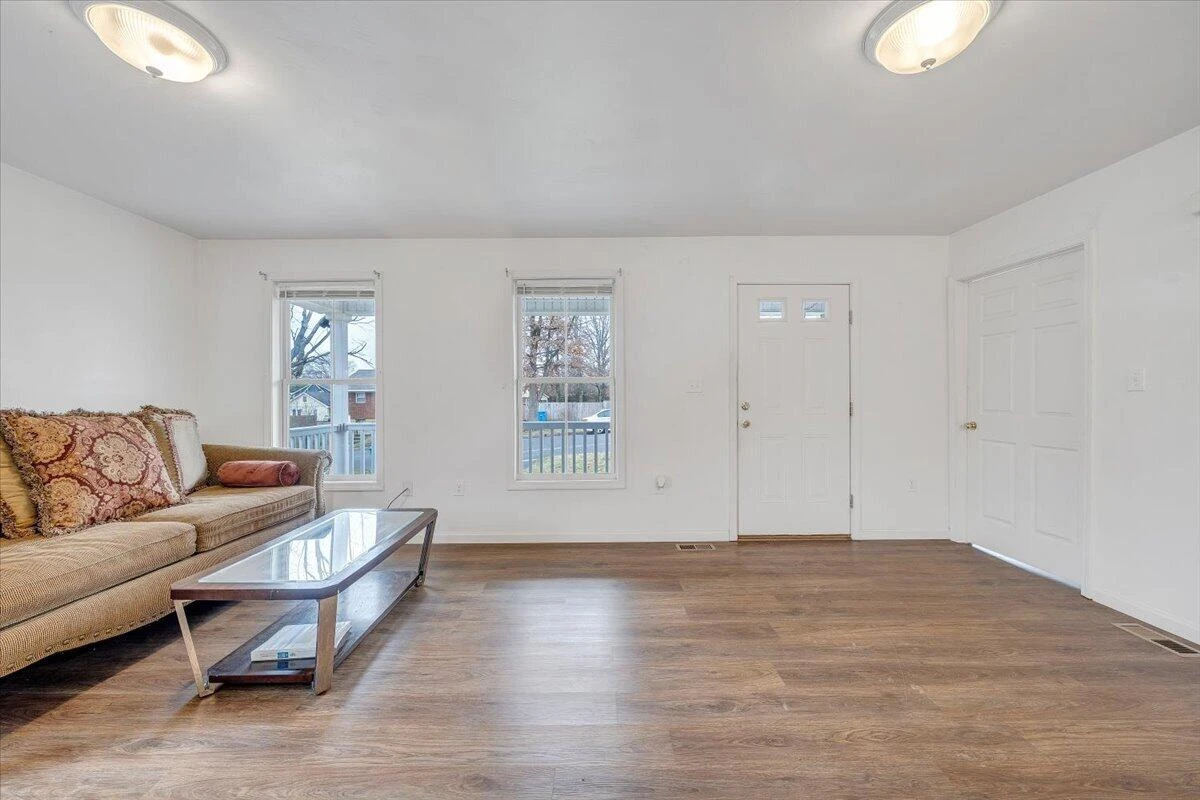 1305 22Nd ST NW - Photo 9