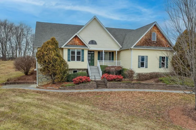 120 Spring Ridge LN, Fairfield, VA, 24435