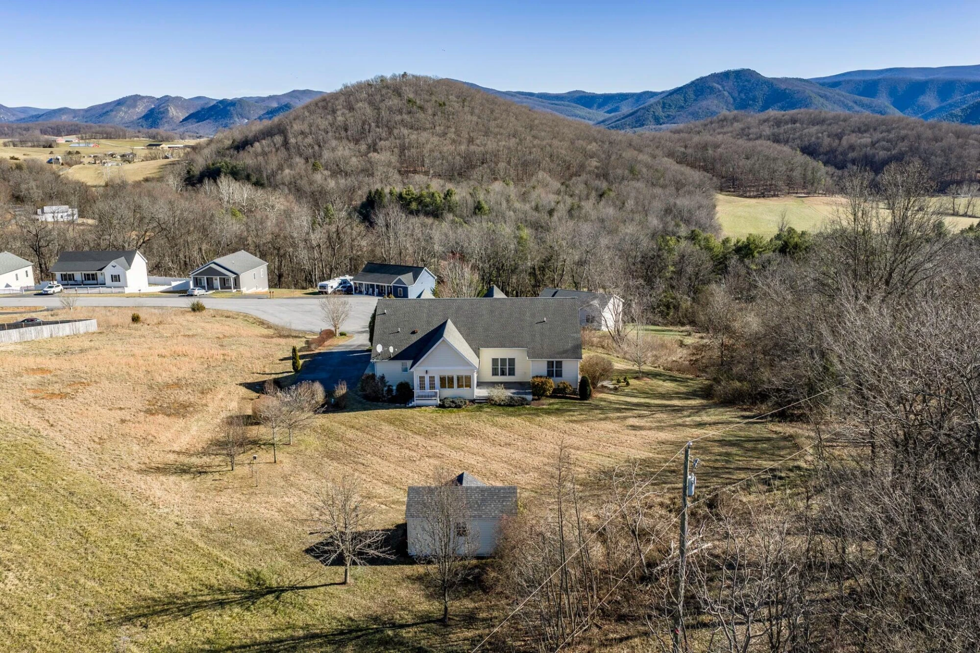 120 Spring Ridge LN - Photo 6