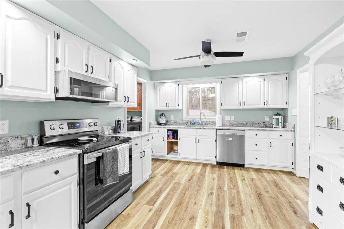 6742 Upper Craigs Creek RD - Photo 20