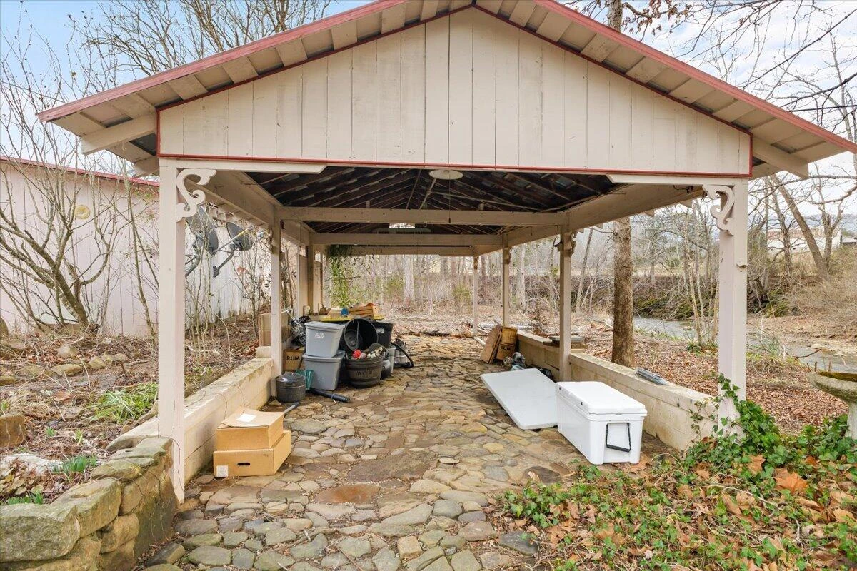 6742 Upper Craigs Creek RD - Photo 9