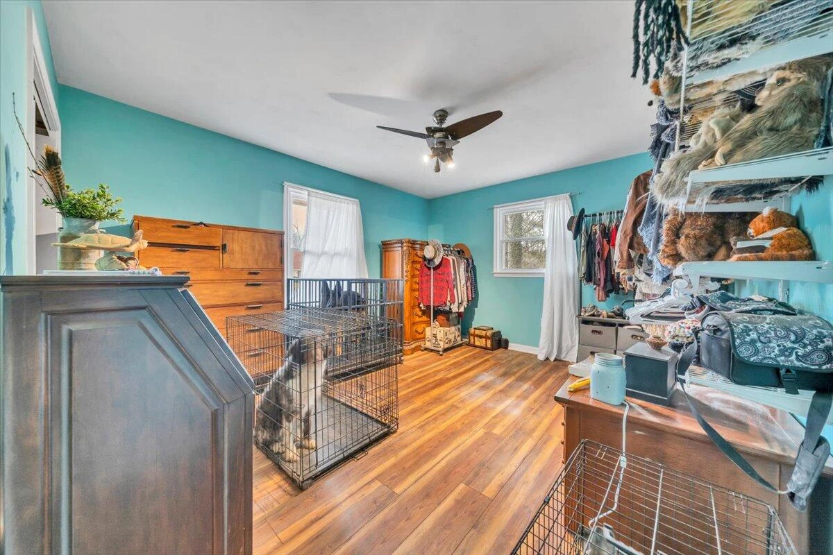 1122 Stratford DR - Photo 21