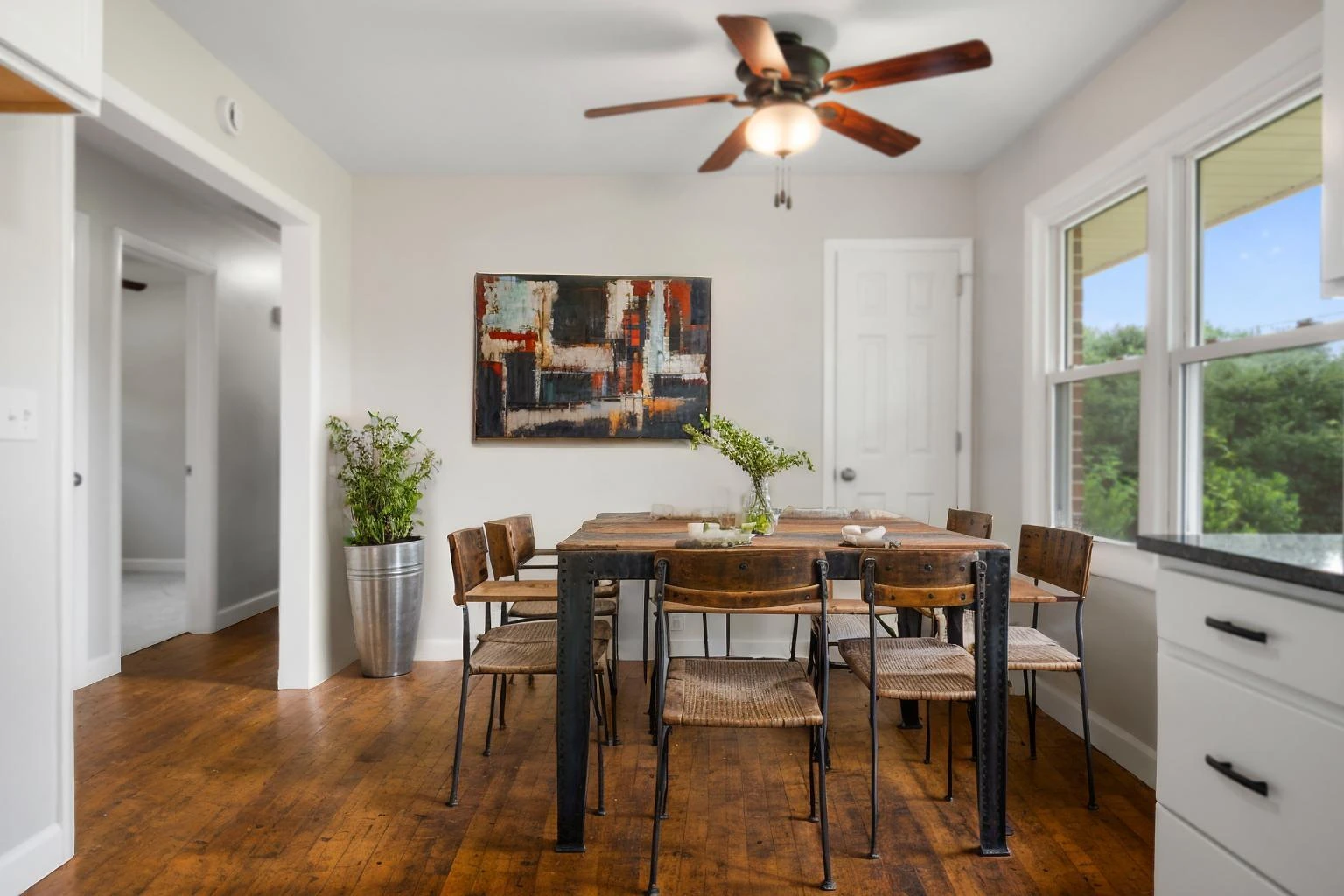 6890 Riverbend DR - Photo 11